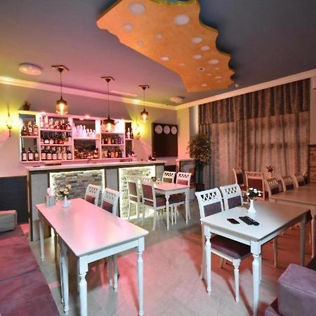California Boutique Hotel Ереван Экстерьер фото