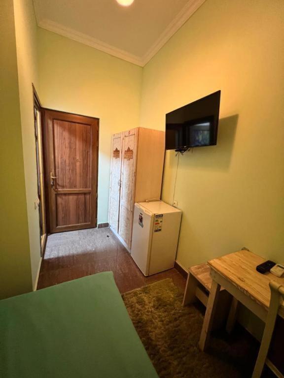 California Boutique Hotel Ереван Экстерьер фото