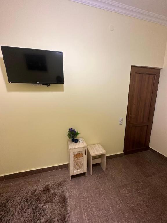 California Boutique Hotel Ереван Экстерьер фото